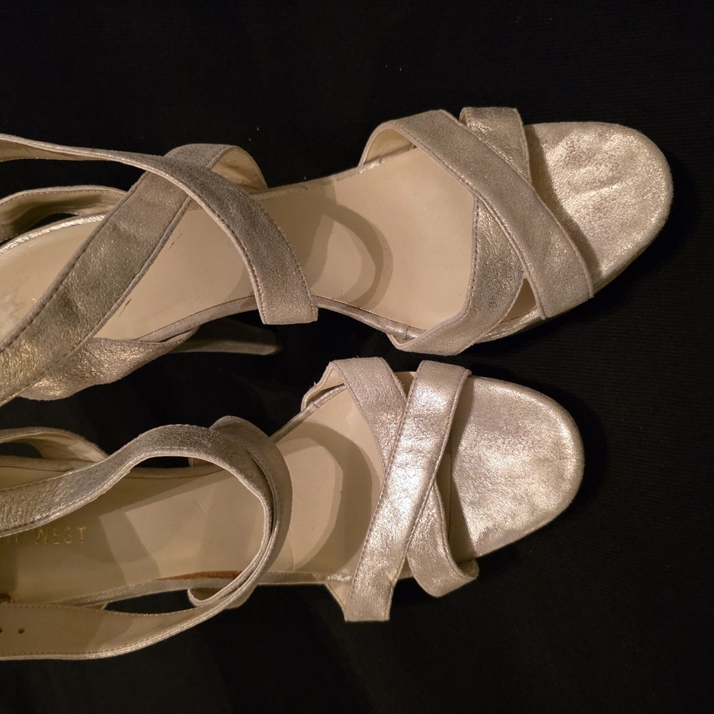 Elegant Silver Strappy Women's Sandals